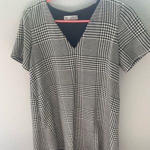 Zara Black and White Plaid T-shirt dress